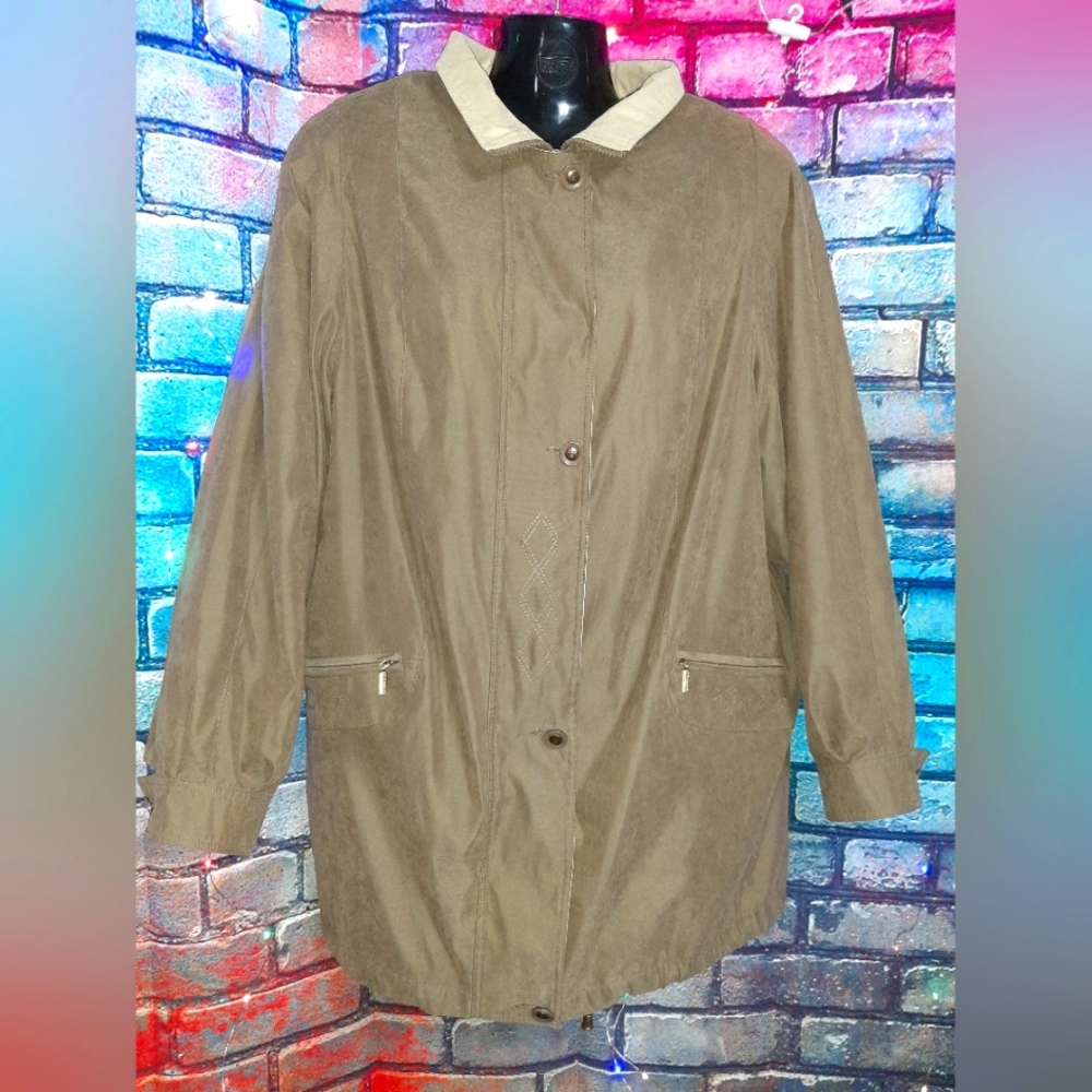 Outbrook Woman Light Brown Fully Lined Coat 1X (16W/18W)